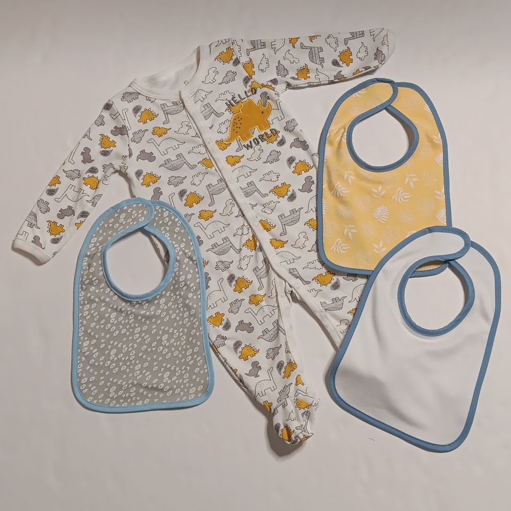 Sleep & Play and 3 Bibs